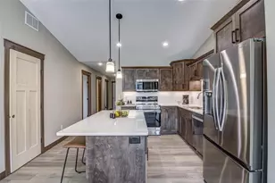 702 Sequoia Dr, Altoona, WI 54720 - Photo 17