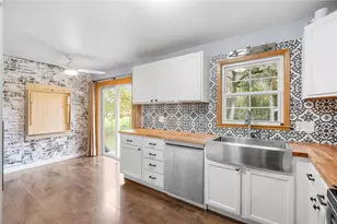 368 Young St, Prescott, WI 54021 - Photo 9