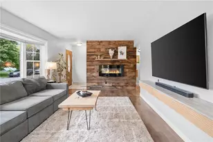 368 Young St, Prescott, WI 54021 - Photo 5