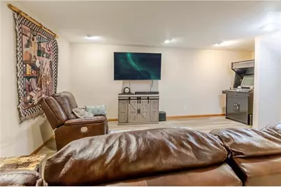 1290 Pleasant Hill Road, Eau Claire, WI 54703 - Photo 13