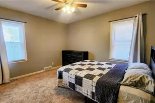 2805 7th St, Eau Claire, WI 54703 - Photo 9