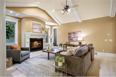 4616 Oakwood Hills Parkway, Eau Claire, WI 54701 - Photo 11