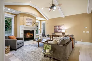 4616 Oakwood Hills Pkwy, Eau Claire, WI 54701 - Photo 11