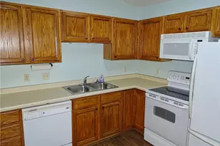 1109 E Laneville Ave, Durand, WI 54736 - Photo 7