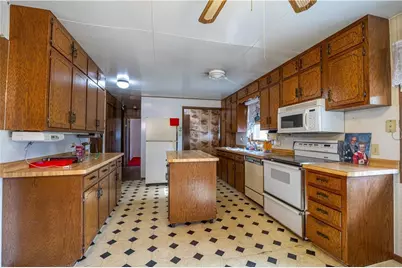 809 E 6th Street, Ladysmith, WI 54848 - Photo 7