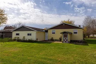 809 E 6th St, Ladysmith, WI 54848 - Photo 23