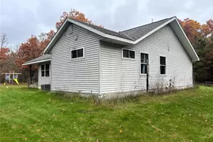 W9065 Sand Pillow Rd, Black River Falls, WI 54615 - Photo 3