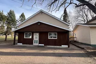 2202 S Broadway St, Menomonie, WI 54751 - Photo 31