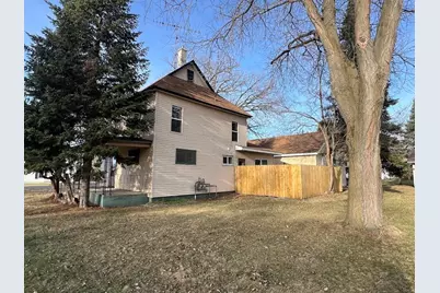 2202 Broadway Street, Menomonie, WI 54751 - Photo 43