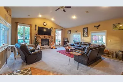 619 Rose Street, Black River Falls, WI 54615 - Photo 7