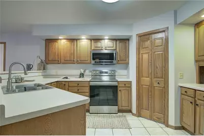 2030 Abbe Hill Drive, Eau Claire, WI 54703 - Photo 15