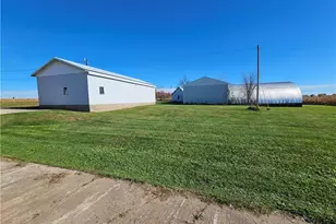 e7136 County Rd E, Menomonie, WI 54751 - Photo 5