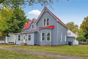 503 11th St, Menomonie, WI 54751 - Photo 9