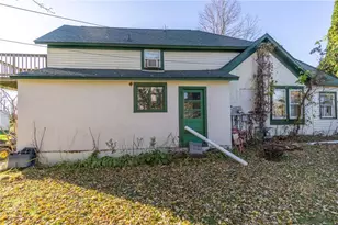 812 W Lincoln Street #1&amp 2, Augusta, WI 54722 - Photo 5