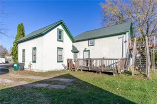 812 W Lincoln Street #1&amp 2, Augusta, WI 54722 - Photo 3