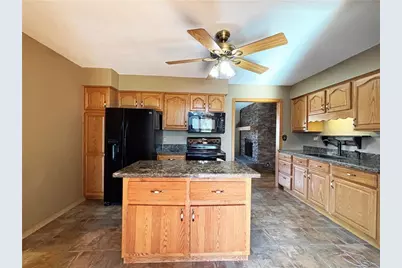 912 Lee Street, Rice Lake, WI 54868 - Photo 3