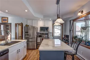 413 E Stanley St, Thorp, WI 54771 - Photo 11