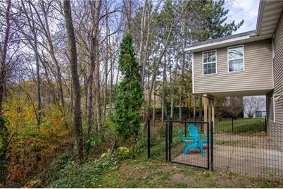 2523 Kenora Parkway, Eau Claire, WI 54703 - Photo 7