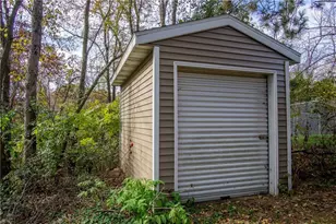 2523 Kenora Pkwy, Eau Claire, WI 54703 - Photo 9