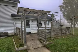 611 8th St, Wabasha, MN 55981 - Photo 31