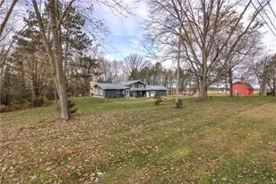 957 Emery St, Stanley, WI 54768 - Photo 31