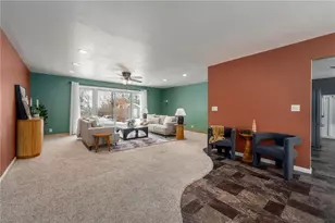 1421 Loffler Ct, Chippewa Falls, WI 54729 - Photo 3