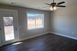 4916 Woodland Pk Dr, Eau Claire, WI 54701 - Photo 3