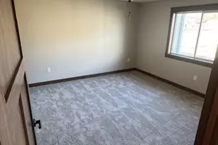 4916 Woodland Pk Dr, Eau Claire, WI 54701 - Photo 7