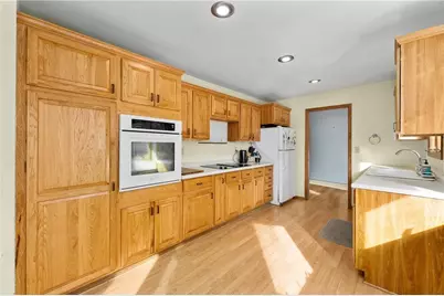 3244 Fern Court, Eau Claire, WI 54703 - Photo 3