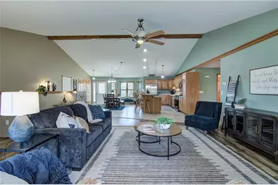 8536 Hanson Drive, Holmen, WI 54636 - Photo 9