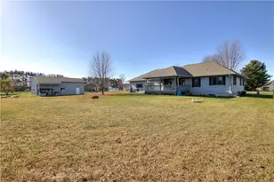 8536 Hanson Dr, Holmen, WI 54636 - Photo 37