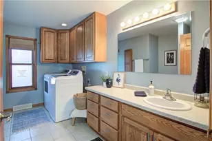 8536 Hanson Dr, Holmen, WI 54636 - Photo 17