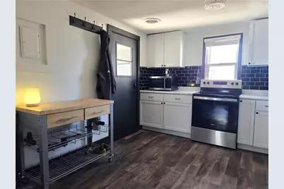 459 Woodward Avenue, Chippewa Falls, WI 54729 - Photo 5