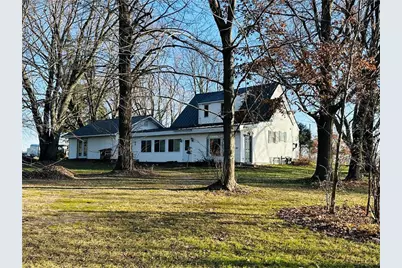 1113 E Division Street, Neillsville, WI 54456 - Photo 5