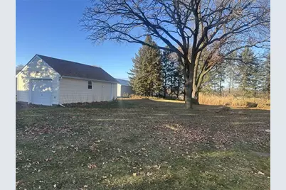 3230 Preston Road, Eau Claire, WI 54703 - Photo 5