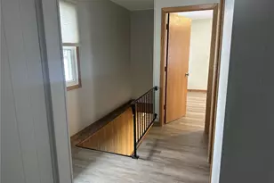 3230 Preston Rd, Eau Claire, WI 54703 - Photo 9