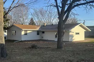 3230 Preston Rd, Eau Claire, WI 54703 - Photo 3