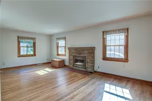 422 Roosevelt Ave, Eau Claire, WI 54701 - Photo 5