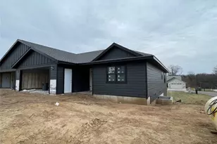 2811 Patrick John Dr, Eau Claire, WI 54703 - Photo 5