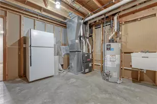 3608 Wintergreen Ct, Eau Claire, WI 54701 - Photo 33