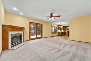 3608 Wintergreen Ct, Eau Claire, WI 54701 - Photo 15