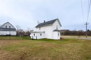 50482 S 3rd St, Eleva, WI 54738 - Photo 9