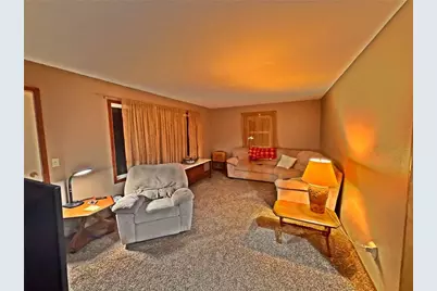 6806 Curvue Road, Eau Claire, WI 54703 - Photo 3