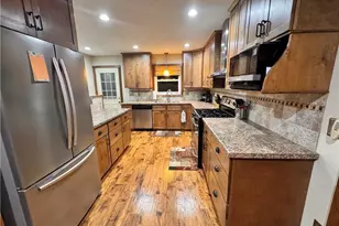 6806 Curvue Rd, Eau Claire, WI 54703 - Photo 9