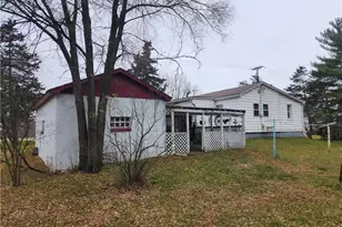 1417 S Water St, Sparta, WI 54656 - Photo 3