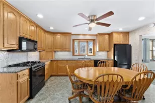 400 E Stanley St, Thorp, WI 54771 - Photo 5