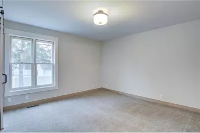 2231 Meadow Lane, Eau Claire, WI 54701 - Photo 9