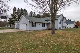 2231 Meadow Ln, Eau Claire, WI 54701 - Photo 35