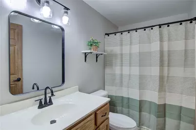 2231 Meadow Lane, Eau Claire, WI 54701 - Photo 13