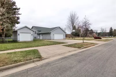 2231 Meadow Lane, Eau Claire, WI 54701 - Photo 29